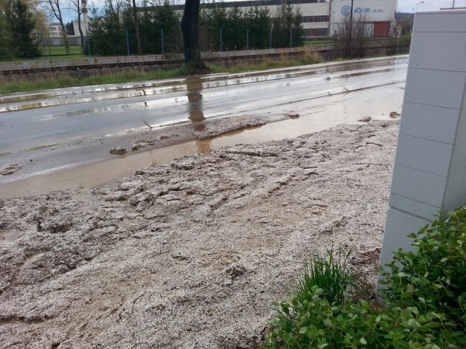 také na chodníku se nedalo projít
